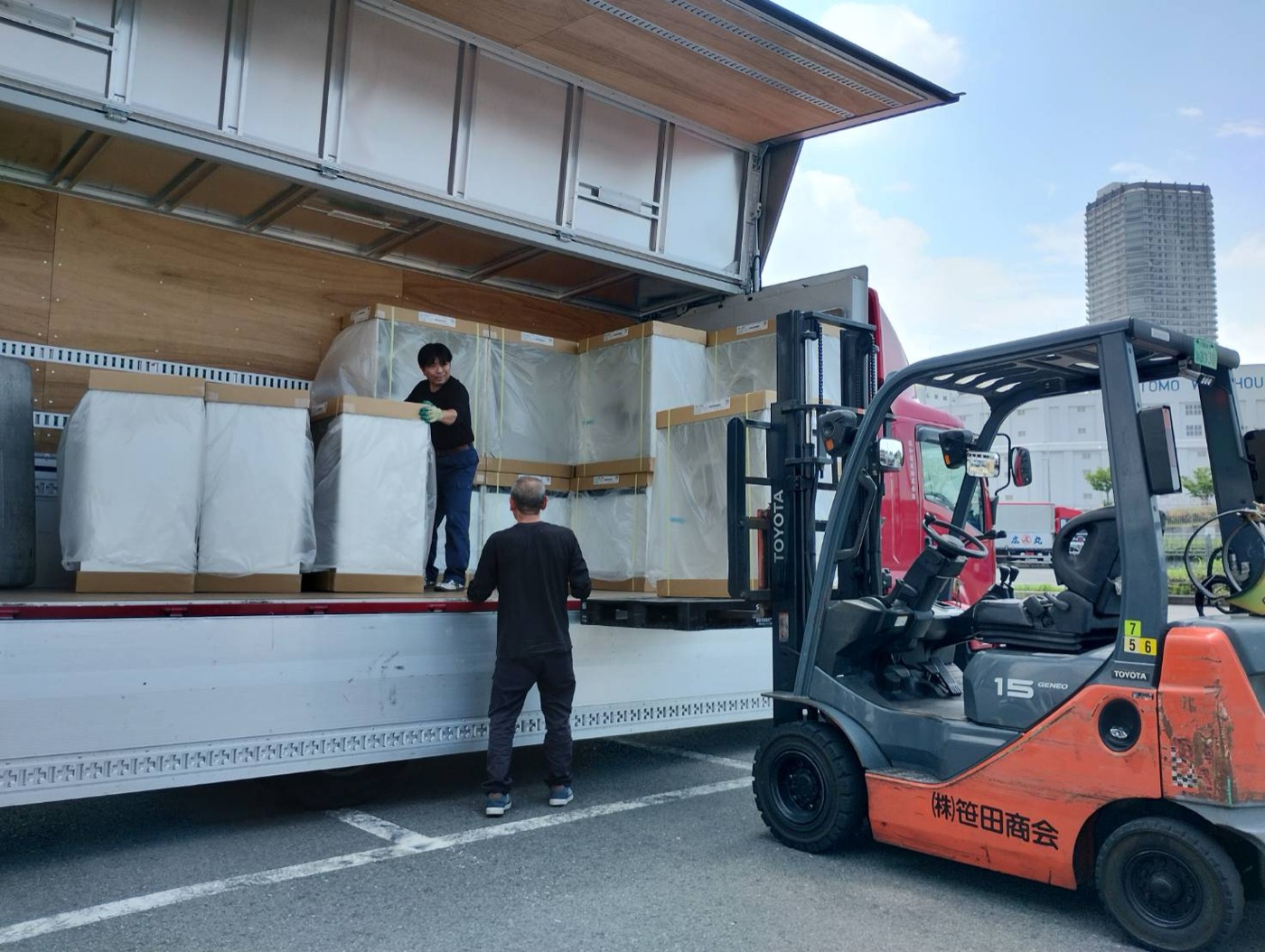 設備裝車